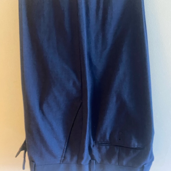 Used just once on wedding, look brand new. It also include 32/30 pants - Picture 6 of 6